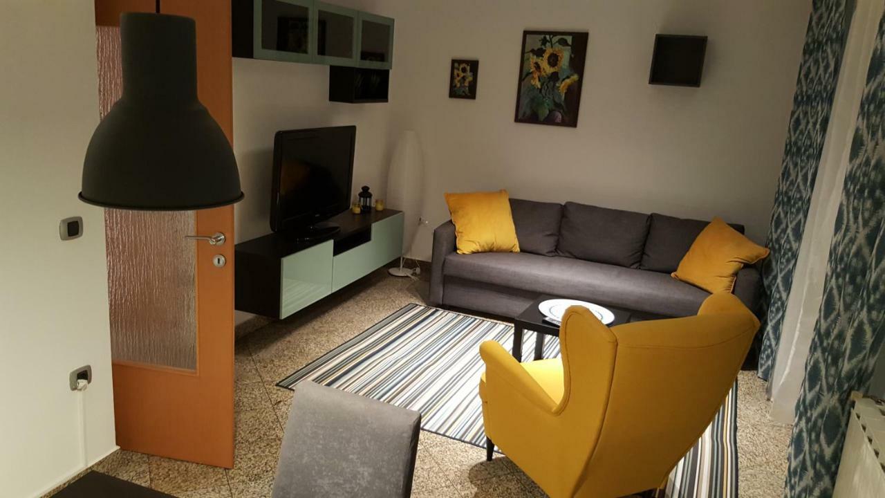 Apartment Dora غييكا المظهر الخارجي الصورة